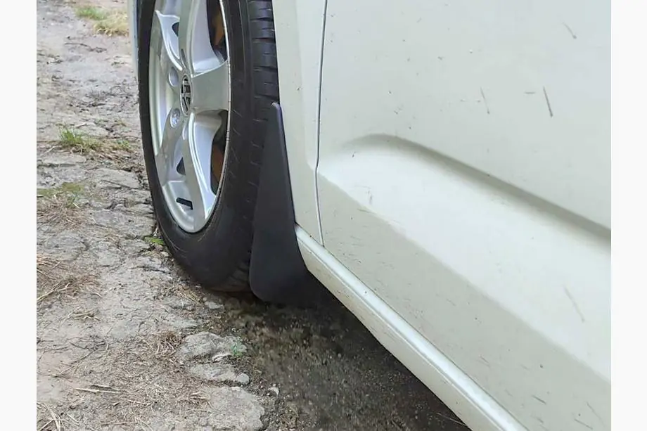 Volkswagen Touran 2015– Dubļusargi Premium (4 gab.) Image