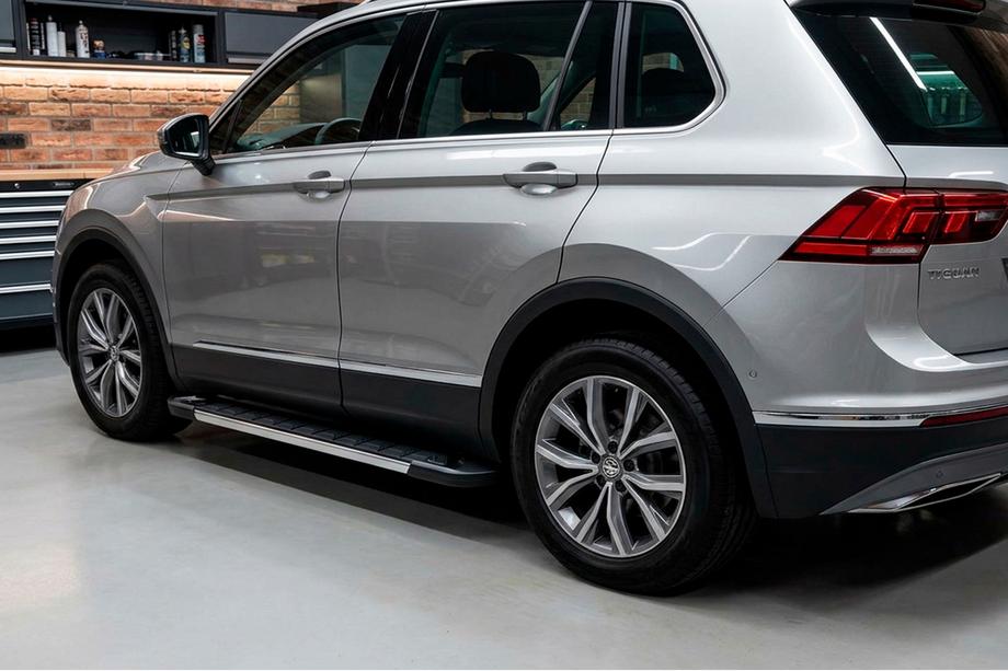 Volkswagen Tiguan 2016–2023 Sānu pakāpieni RedLine V1 (2 gab., alumīnijs) Image