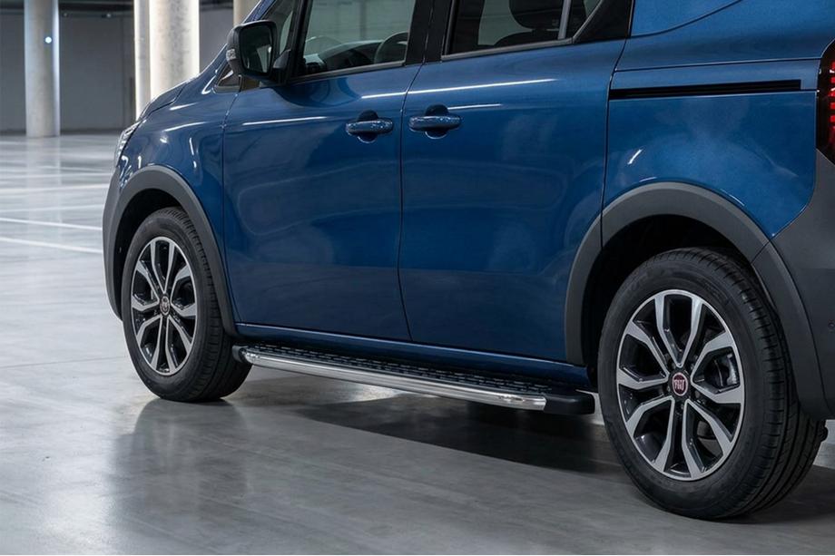Opel Combo 2019– Sānu pakāpieni BlackLine (2 gab., alumīnijs) Image