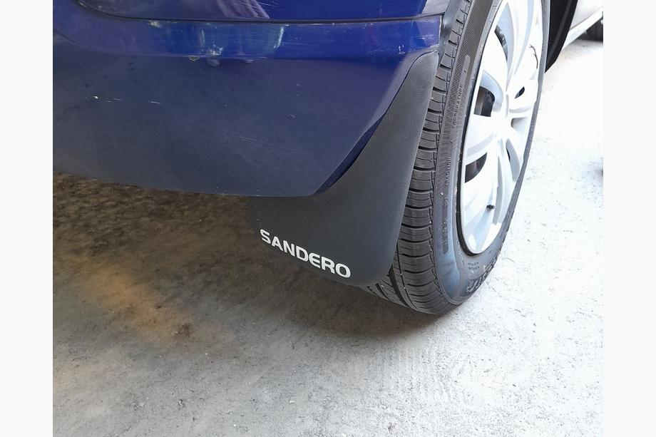 Renault Sandero 2007–2013 Aizmugurējie dubļusargi (2 gab.) Image