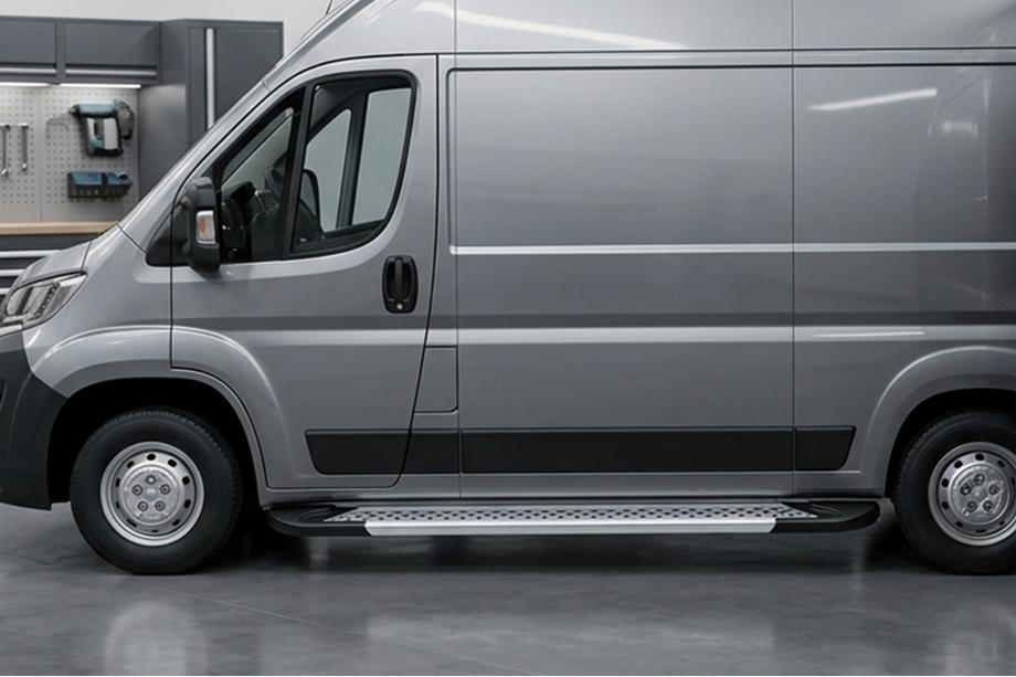 Peugeot Boxer 2006–2025 Sānu pakāpieni New Vision Grey (2 gab., alumīnijs) Garā riteņu bāze Image