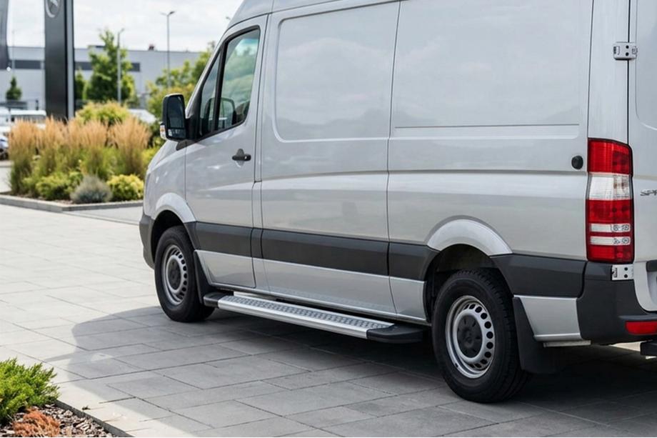 Volkswagen Crafter 2006–2016 Sānu pakāpieni New Vision Grey (2 gab., alumīnijs) Vidējā riteņu bāze Image