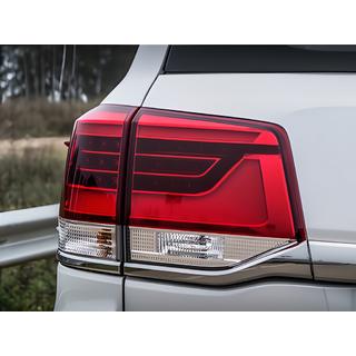 Aizmugurējie lukturi 2016-2021 (OEM standarts) Toyota Land Cruiser 200 2007–2021 foto 2