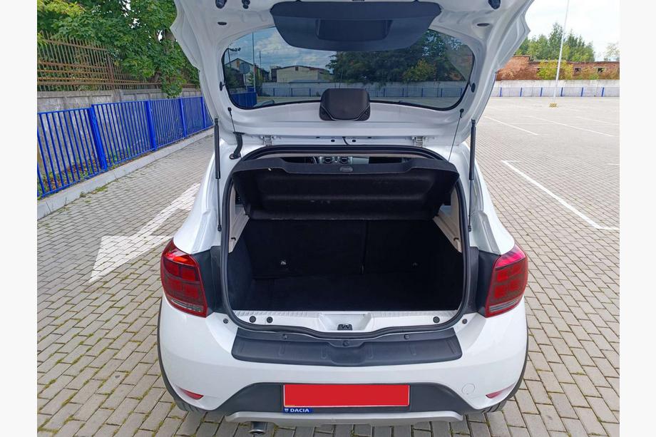 Dacia Sandero 2013–2020 Aizmugurējā bampera uzlika EuroCap (ABS) Foto 1