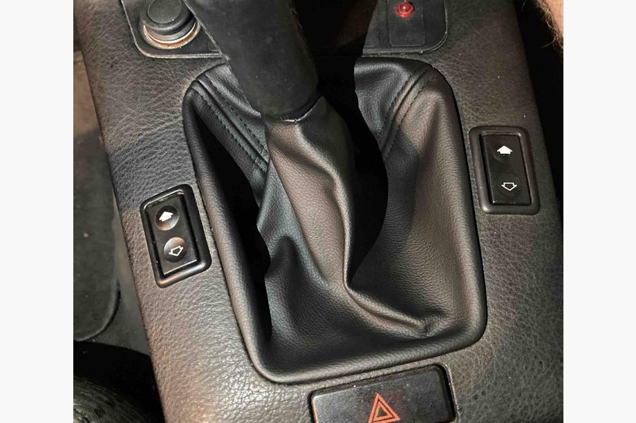 BMW 3. sērija E36 1990–2000 OEM pārnesumu pārslēga manžete (mākslīgā āda) Foto 2