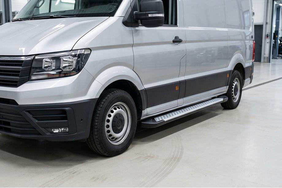 Volkswagen Crafter 2016– Sānu pakāpieni Allmond Grey (2 gab., alumīnijs) Vidējā riteņu bāze Image