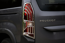 Peugeot Partner/Rifter 2019– Hromētas aizmugurējo lukturu uzlikas (2 gab., ABS) foto 1