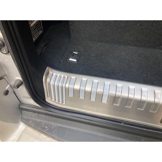 Hromēta aizmugurējā iekšējā sliekšņa uzlika (7-vietīgajam) Toyota Land Cruiser Prado 150 2009–2023 foto 4