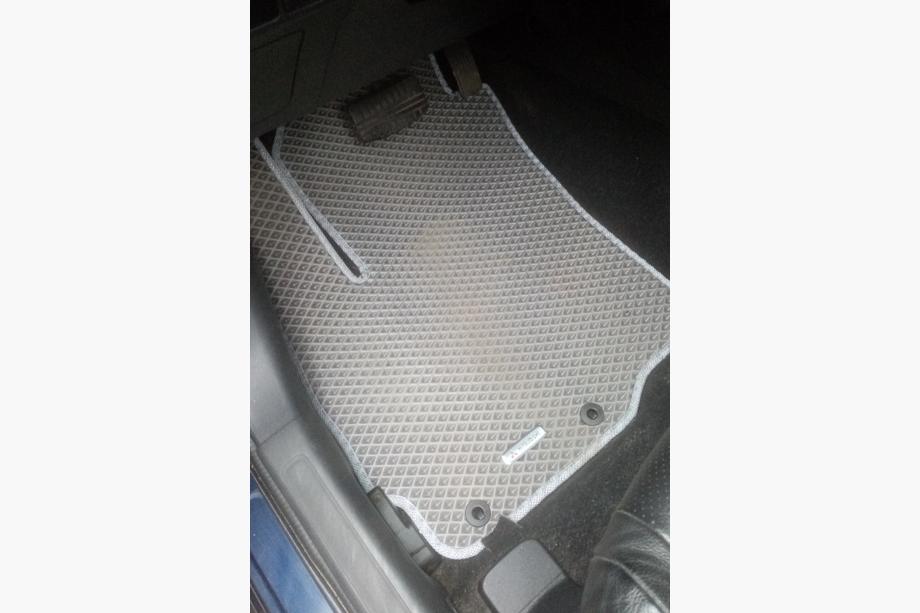 Mitsubishi Outlander 2012–2021 EVA auto paklājiņi (pelēki) Image