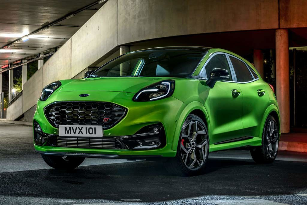 Tirdzniecībā nonākusi karstā krosovera Ford Puma ST versija