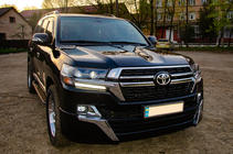 Toyota Land Cruiser 200 2007–2021 Virsbūves komplekts 2016-2021 (Executive 2021) Melna krāsa foto 13