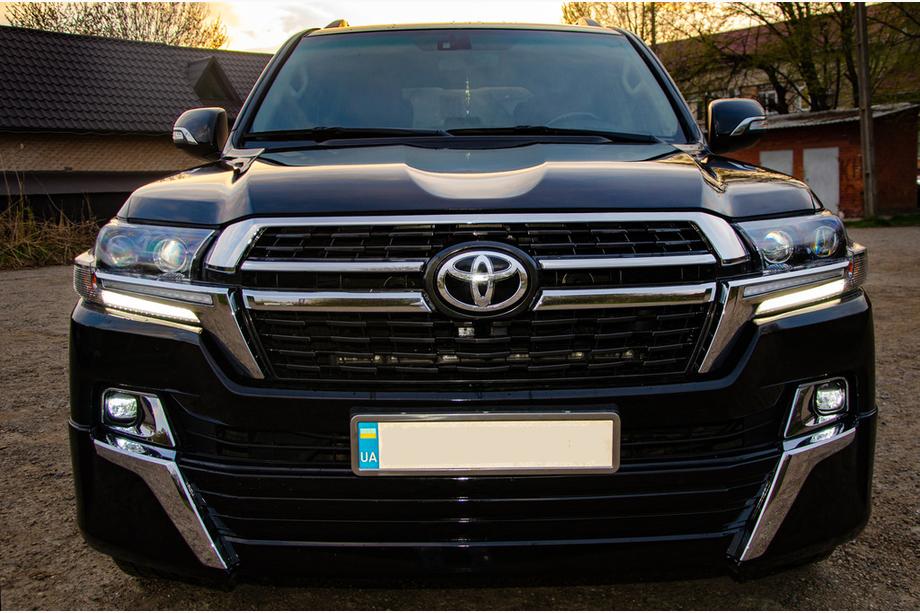 Toyota Land Cruiser 200 2007–2021 Virsbūves komplekts 2016-2021 (Executive 2021) Foto 15