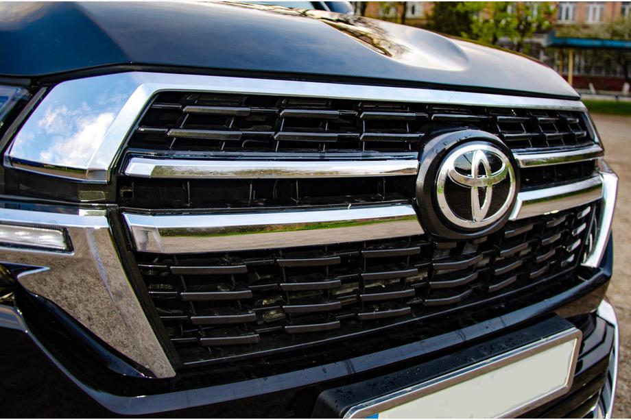 Toyota Land Cruiser 200 2007–2021 Virsbūves komplekts 2016-2021 (Executive 2021) Foto 16