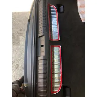 Aizmugurējā sliekšņa uzlika (nerūsējošais tērauds) Range Rover Sport 2014–2022 foto 2