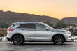 Krosovers Infiniti QX50 atjaunināts ārēji un papildināts bāzes aprīkojums foto 3