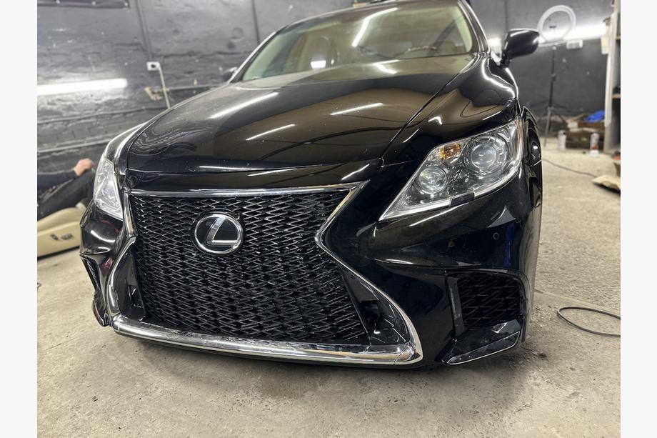 Lexus LS 2007–2017 Priekšējais bamperis (2007-2013 F-Sport) Foto 6