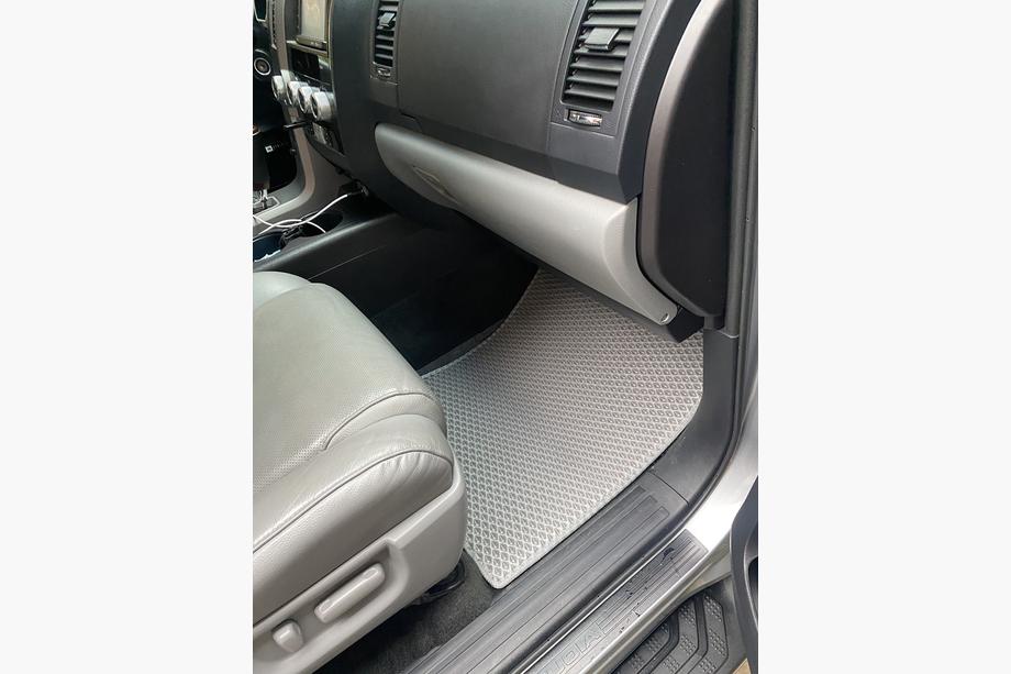 Toyota Sequoia 2007–2022 Poliuretāna salona paklājiņi, 3 rindas (EVA, pelēki) 2. rinda – 3 sēdvietas Foto 5