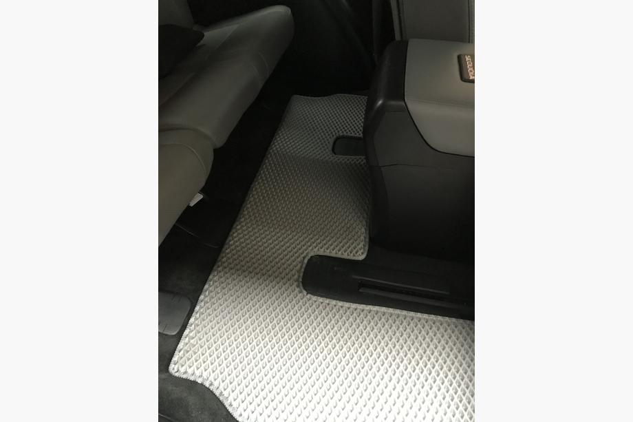Toyota Sequoia 2007–2022 Poliuretāna salona paklājiņi, 3 rindas (EVA, pelēki) 2. rinda – 3 sēdvietas Foto 21