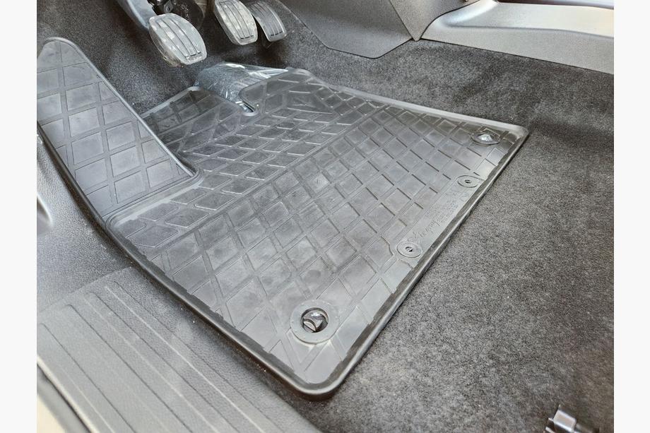 Citroen Berlingo/Multispace 2018– Stingray gumijas salona paklājiņi (4 gab., klipsis CP2) Image