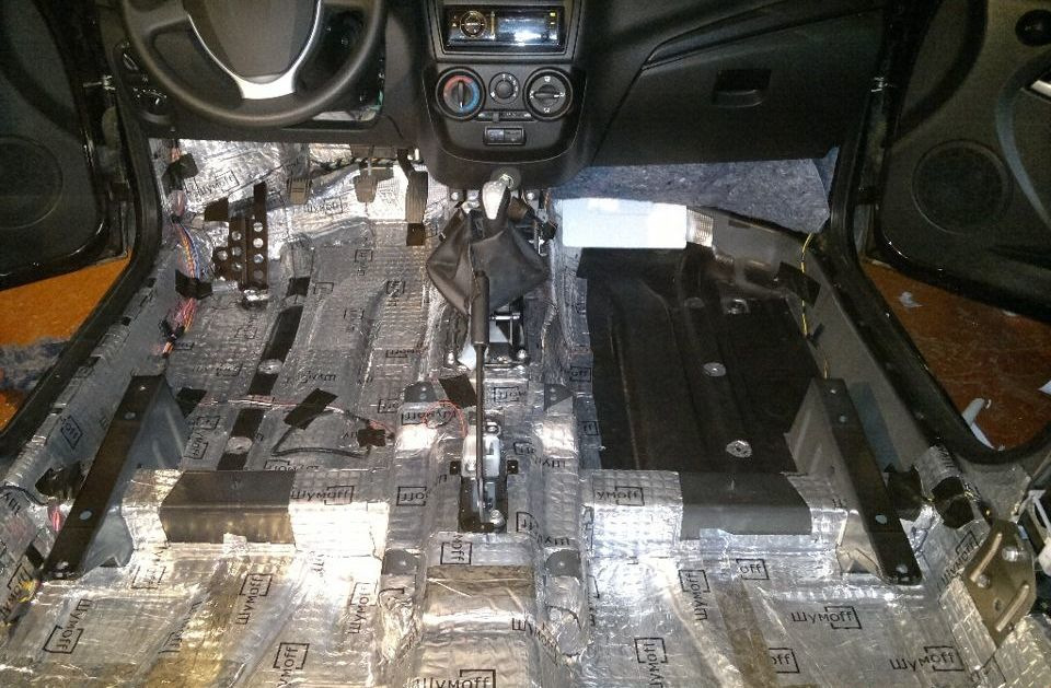 Auto grīdas skaņas izolācija – dari pats