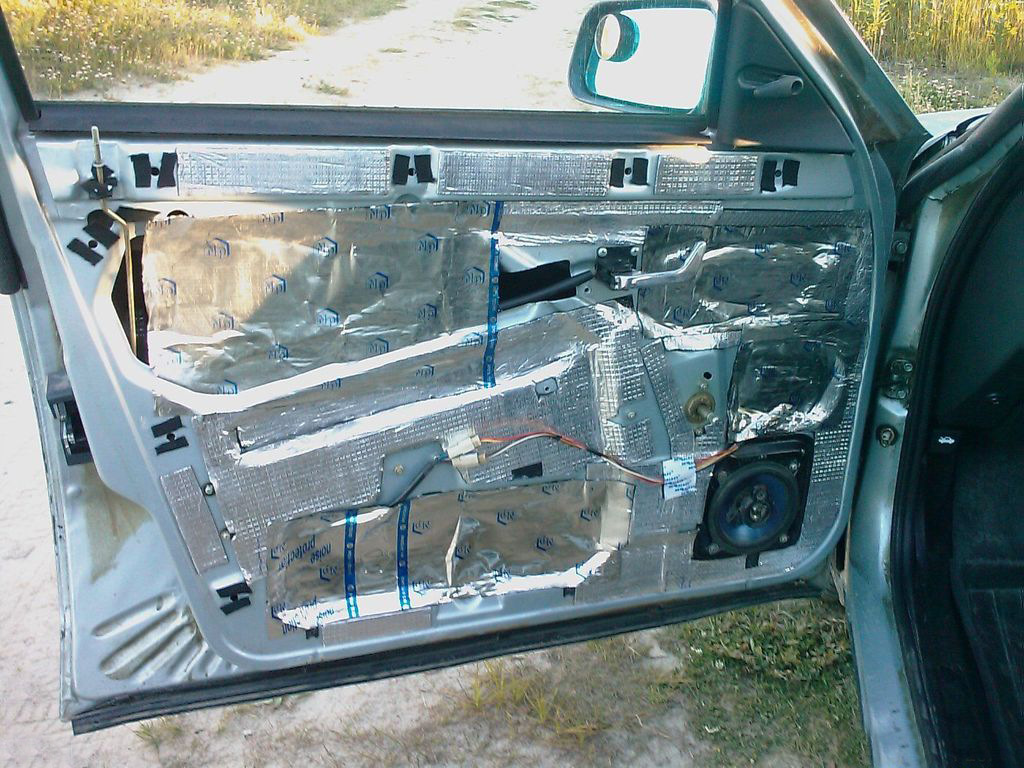 VAZ 2110 durvju skaņas izolācija saviem spēkiem