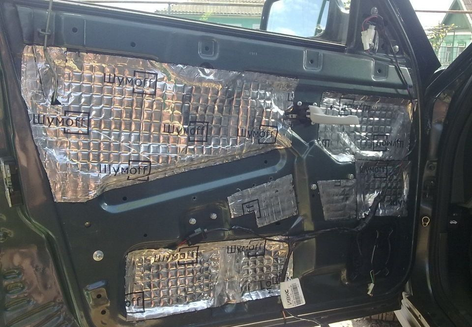 Lada Priora durvju skaņas izolācija: dari pats