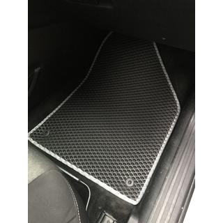 EVA auto paklājiņi (melni) Jeep Cherokee KL 2013– foto 2