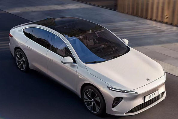 Ķīnieši laidīs klajā elektrisku sedanu ar nobraukumu līdz 1000 km