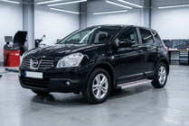 Nissan Qashqai 2007–2010 Sānu pakāpieni Maya Red-Grey (2 gab., alumīnijs) foto 1