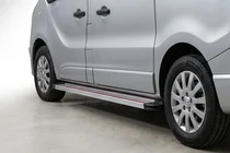 Opel Vivaro 2001–2015 Sānu pakāpieni Maya Red-Grey (2 gab., alumīnijs) foto 1