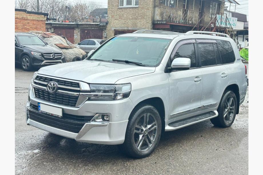 Toyota Land Cruiser 200 2007–2021 Restailinga pārbūves komplekts no LC200 2008-2015 uz 2021 Executive Foto 36