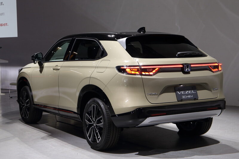 Prezentēta jaunās paaudzes Honda HR-V krosovera versija