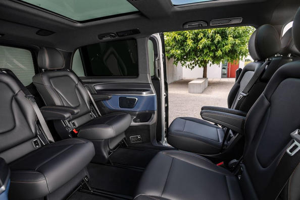 Mercedes-Benz EQV: elektriskā minivena apskats – feislifts, nobraukums un VLE pēctecis Foto 7