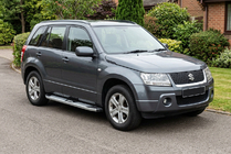 Suzuki Grand Vitara 2005–2017 Mevsim Grey sānu pakāpieni (2 gab., alumīnijs) foto 1