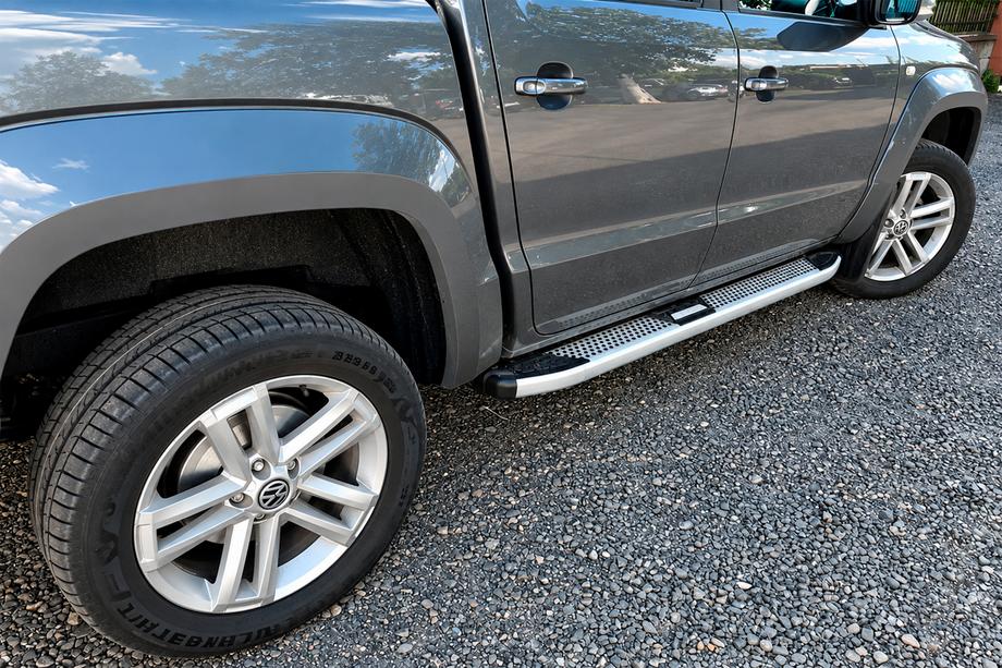 Volkswagen Amarok 2010–2022 Mevsim Grey sānu pakāpieni (2 gab., alumīnijs) Image
