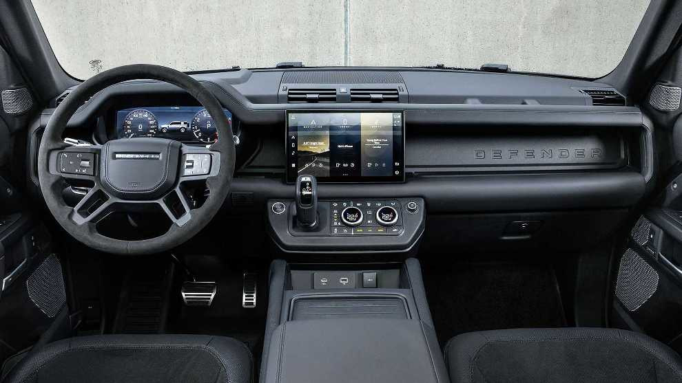 Land Rover Defender apvidnieks ieguvis 520 ZS motoru