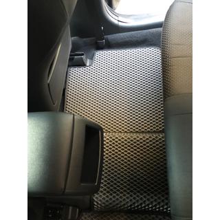 EVA auto paklājiņi (melni) Toyota Camry 2006–2011 foto 2
