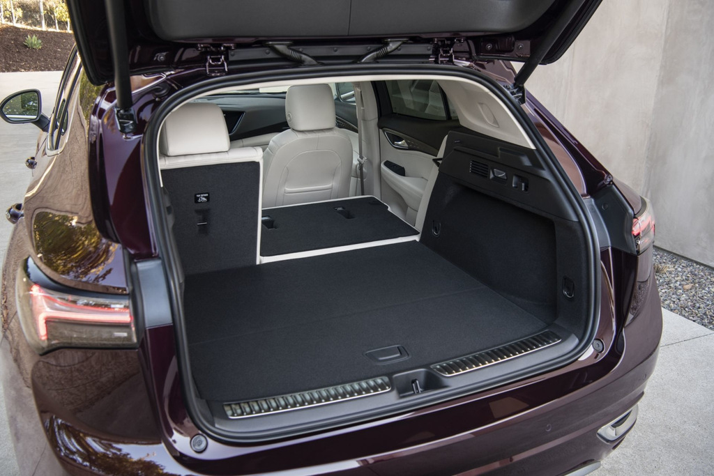 Buick Envision otrās paaudzes krosovera apskats
