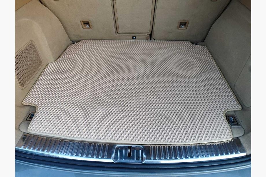 Porsche Cayenne 2010–2017 Bagāžnieka paklājiņš ar subwooferi (EVA, pelēks) Image