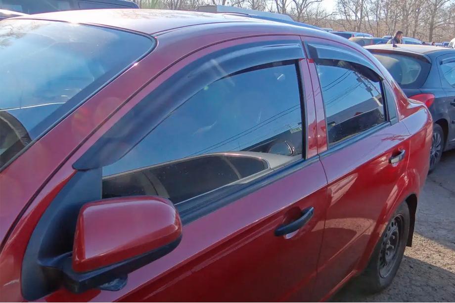 Chevrolet Aveo T200 2002–2008 Logu deflektori SD (4 gab., HIC) Image