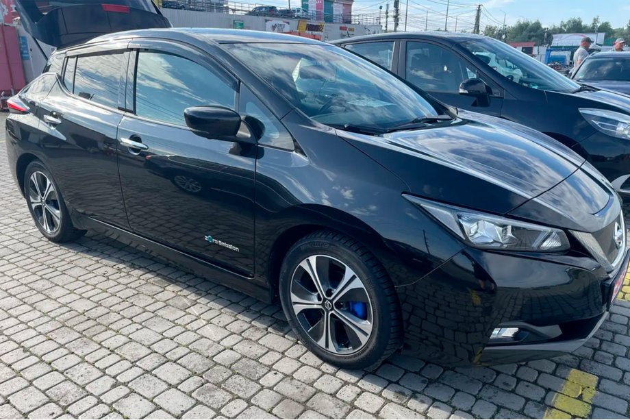 Nissan Leaf 2017– Logu vēja deflektori (4 gab., HIC) Foto 3