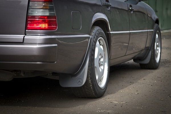 Kā izvēlēties auto dubļu sargus?