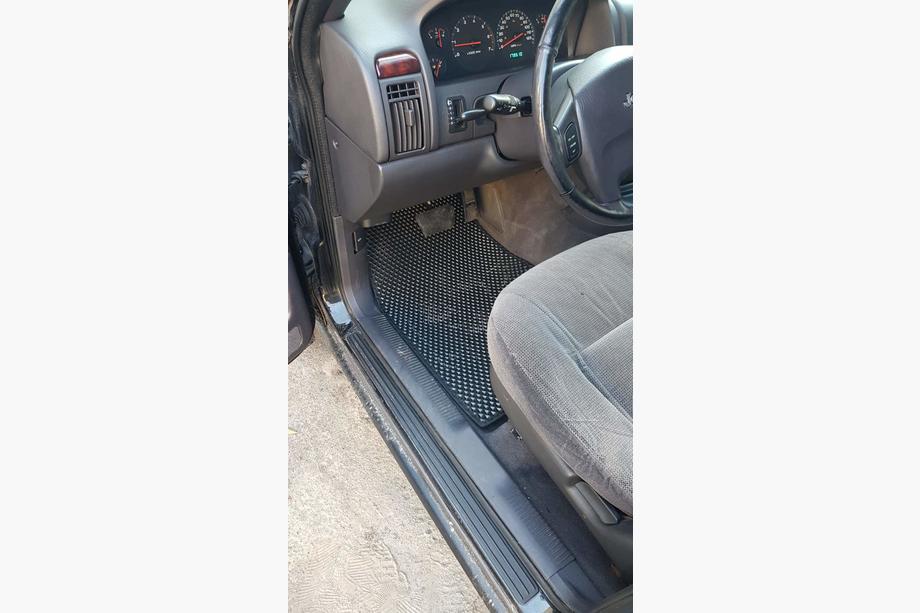 Jeep Grand Cherokee WJ 1999–2004 EVA auto paklājiņi (melni) Image