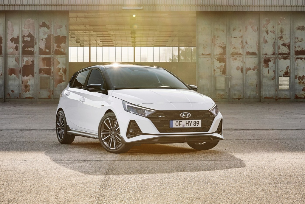 Jaunās paaudzes priekšpiedziņas kompaktais hečbeks Hyundai i20