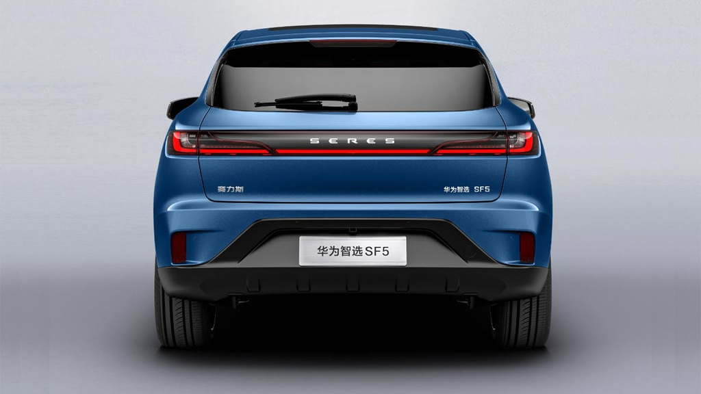 Huawei prezentēja savu pirmo automobili