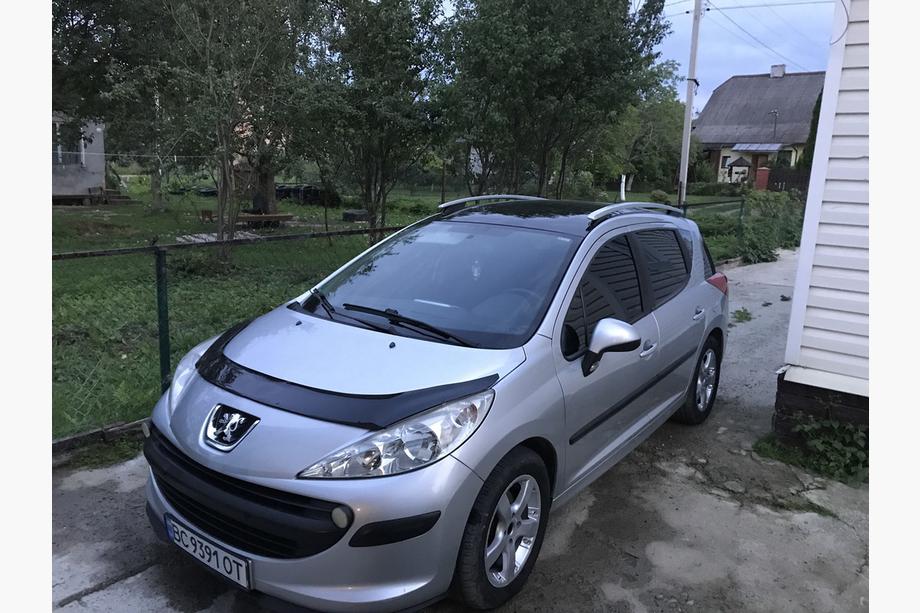 Peugeot 207 2006–2014 Motora pārsega deflektors VIP Image