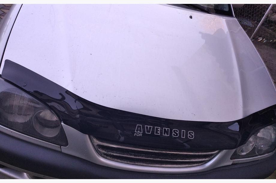 Toyota Avensis 1998–2003 Kapota deflektors (VIP) Image