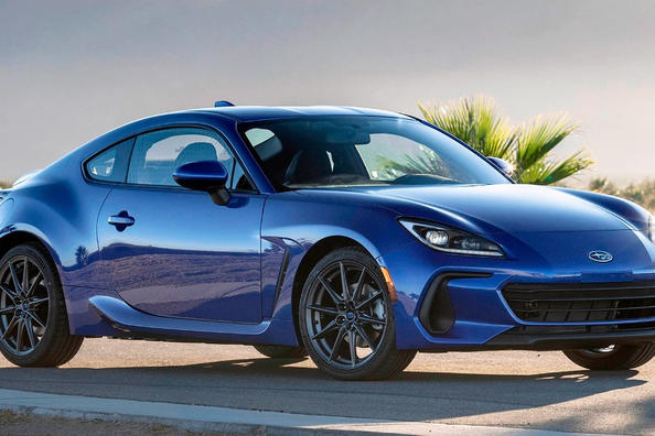 Otrās paaudzes Subaru BRZ sporta kupejas apskats
