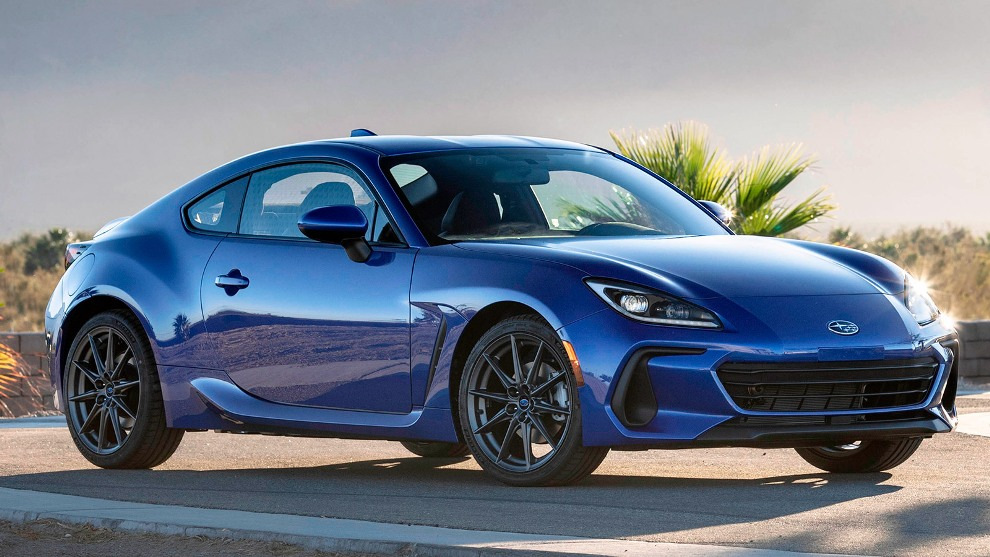 Otrās paaudzes Subaru BRZ sporta kupejas apskats