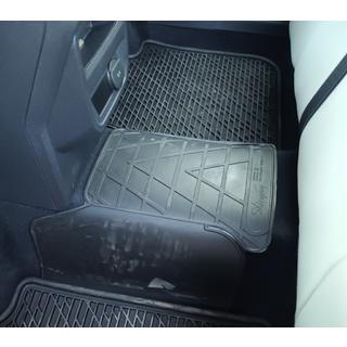 Aizmugurējais tuneļa paklājiņš (Stingray Premium)